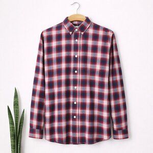 PLATINUM | Red & Navy Blue Plaid Buttonup Shirt – Women’s X-Large